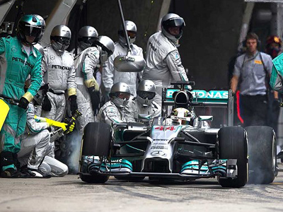 Η Mercedes προσέλαβε ψυχολόγο